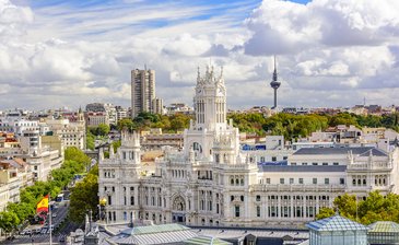 Madrid: 4 Sterne Hotel im Stadtzentrum zu verkaufen; RENDITE über 10 % p.a.!