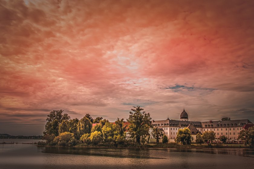 Abendstimmung über dem Chiemsee @pixabay/analogicus